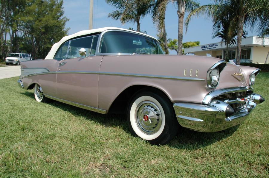 Chevrolet Bel Air 2-Door Convertible 1957 года  (фото 11 из 13)